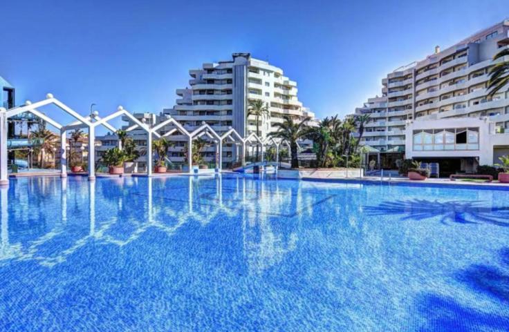 Benal beach vista al mar y parque acuático Benalmádena Exterior foto