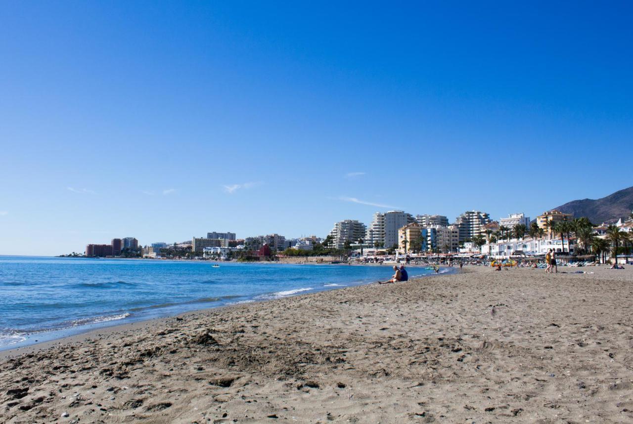 Benal beach vista al mar y parque acuático Benalmádena Exterior foto