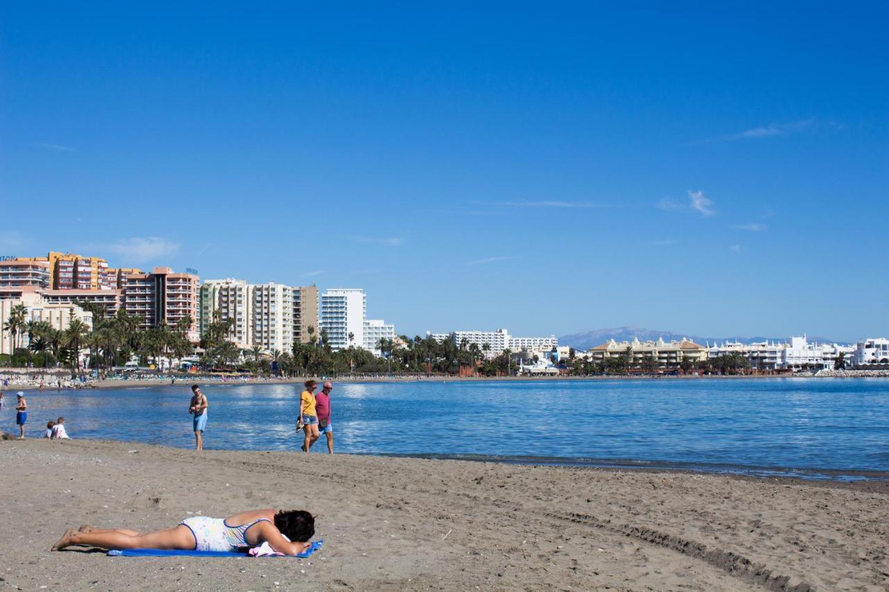 Benal beach vista al mar y parque acuático Benalmádena Exterior foto