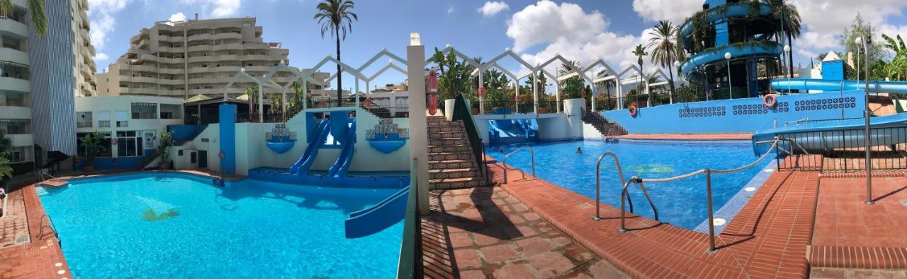 Benal beach vista al mar y parque acuático Benalmádena Exterior foto